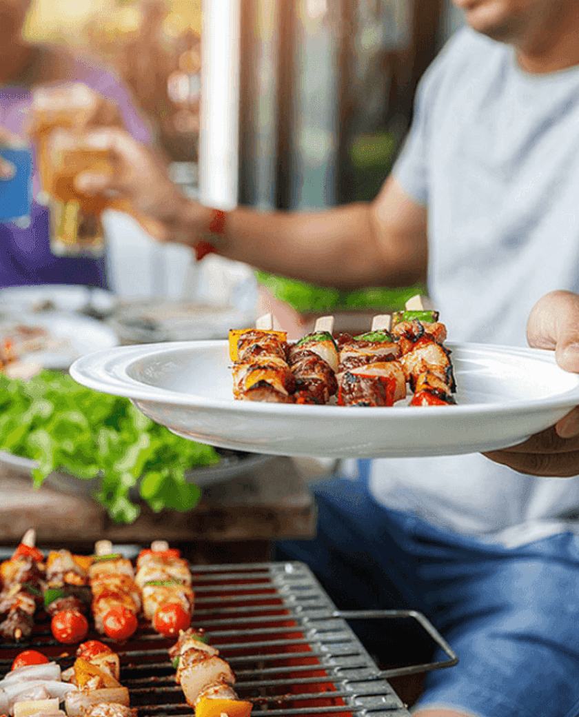 grill-with-skewers-drinks